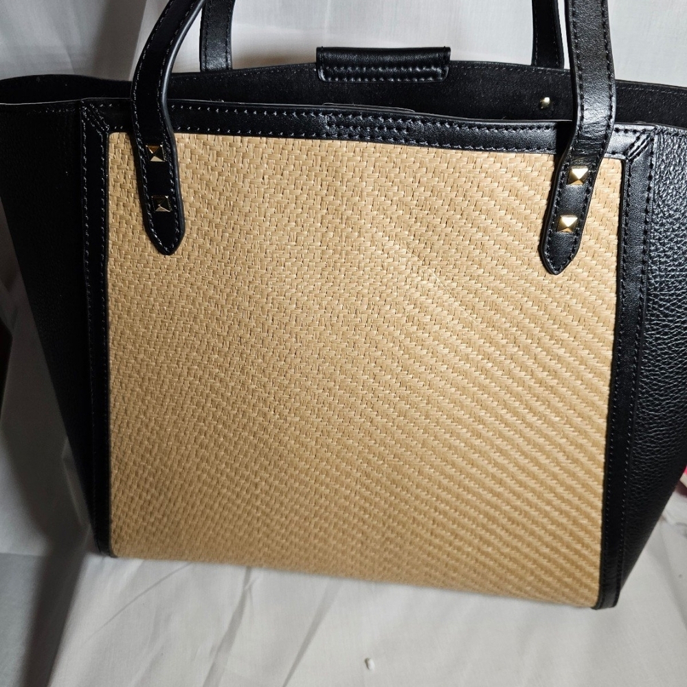 Michael Kors Black and Tan Shoulder Bag - Picture 4 of 6